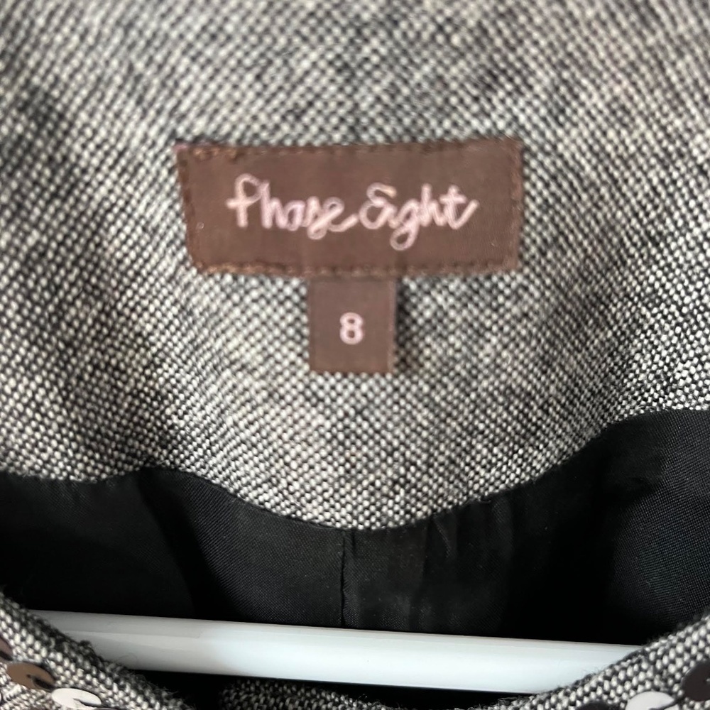 Blazer - Picture 3 of 3